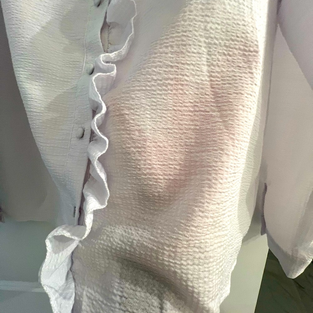 White Ruffled Button-Up Blouse - Picture 5 of 10